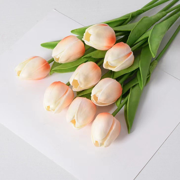 Tulip high-end simulation bride holding flowers in fresh and minimalist style, wedding photography props, fake flowers